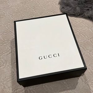 Gucci box